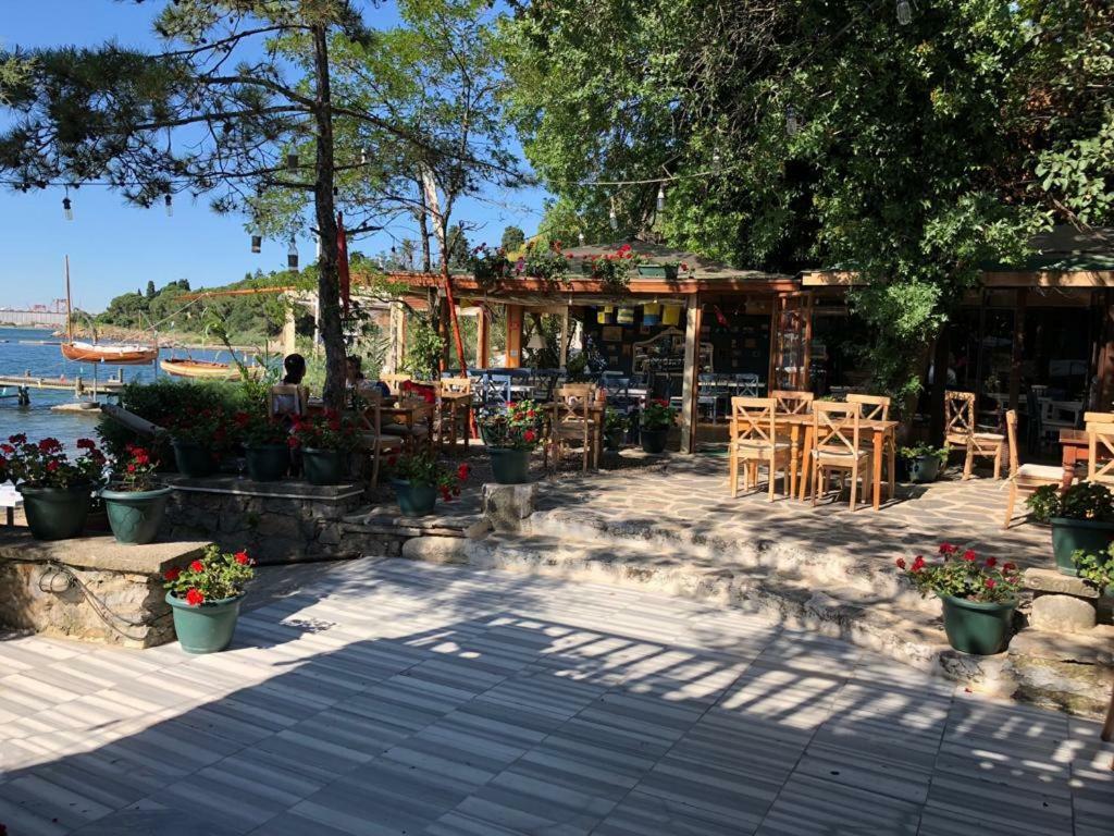 Appartamento Tuzla Yacht Club Provincia di Provincia di Istanbul Esterno foto